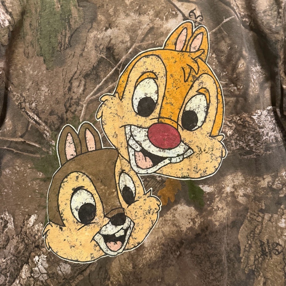 Disney Chip Dale Camo Graphic Tee XL Vintage Style Distressed Forest Shirt NWOT - Picture 9 of 13